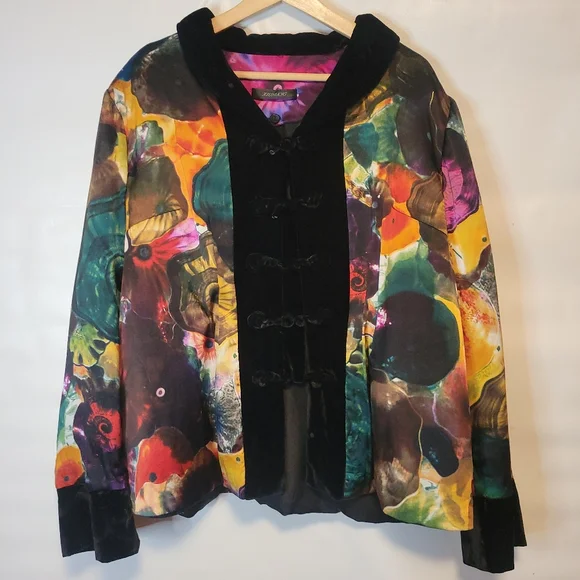 Unique Silky Ink Art Jacket with Velvet Trim - Picture 3 of 15